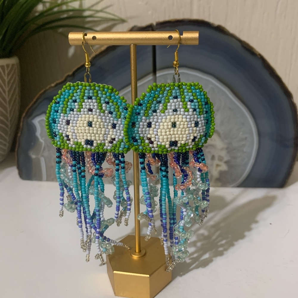 Colorful Beaded Earrings with Jellyfish Design